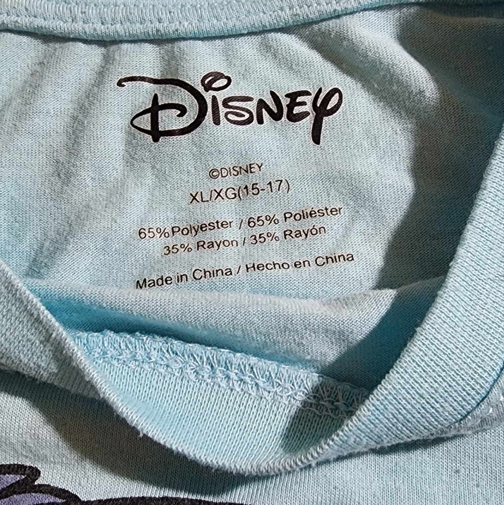 Graphic tee bundle - Picture 5 of 7